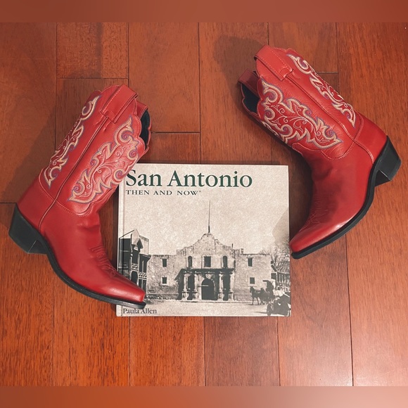 WESTERN COWBOY BOOTS - Picture 1 of 1